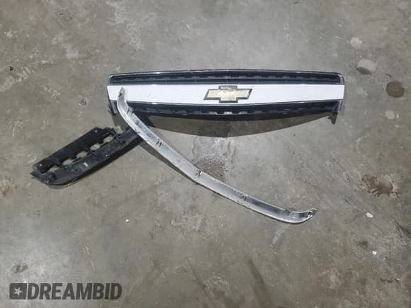 ✅ 2013 Chevrolet Captiva Sport LT • VIN: 3GNAL3EK1DS566830 • Lot: 51820795. Wystawiony na Copart z przebiegiem 197 737 mil. Bezpłatny archiwum sprzedaży aukcyjnych z USA i szczegółowy raport historii pojazdu na DreamBid. Zdjęcie 15.