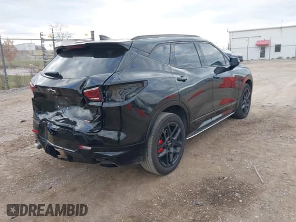 ✅ 2023 Chevrolet Blazer RS • VIN: 3GNKBKRS9PS213154 • Lot: 43599202. Wystawiony na IAAI z przebiegiem 59 133 mil. Bezpłatny archiwum sprzedaży aukcyjnych z USA i szczegółowy raport historii pojazdu na DreamBid. Zdjęcie 4.