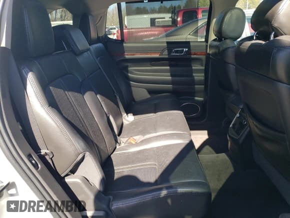 ✅ 2011 Lincoln MKT • VIN: 2LMHJ5AR4BBJ50348 • Лот: 52296835. Опубликован ранее на Copart с пробегом Не указан. Бесплатный доступ к архиву аукционных продаж из США и подробный отчёт об истории автомобиля на DreamBid. Изображение 11.