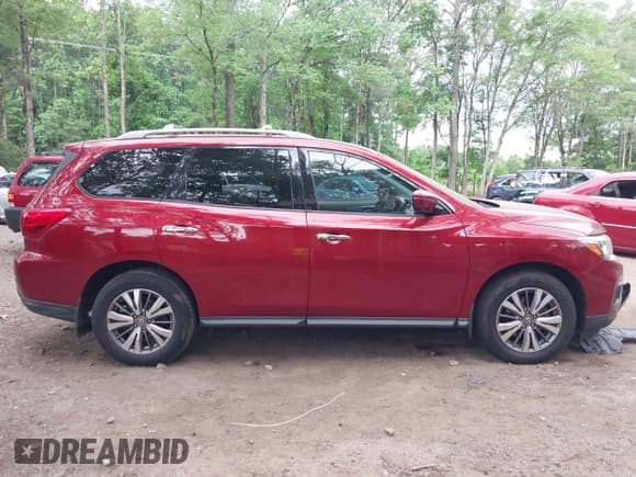 ✅ 2018 Nissan Pathfinder S • VIN: 5N1DR2MNXJC619242 • Лот: 42436666. Опубликован ранее на IAAI с пробегом 116 972 миль. Бесплатный доступ к архиву аукционных продаж из США и подробный отчёт об истории автомобиля на DreamBid. Изображение 13.