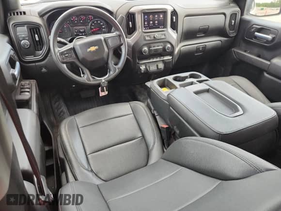 2021 Chevrolet Silverado 1500 Work Truck z VIN 1GCRWAEF9MZ158881, wystawiony jako Copart lot #64322985 z przebiegiem 78 552 mil mil oraz Czysty tytuł • Clean title. Historia ofert i sprzedaży dostępna na DreamBid. Obrazek 8.