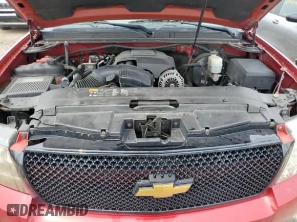 2013 Chevrolet Tahoe LTZ z VIN 1GNSKCE06DR211595, wystawiony jako Copart lot #67392565 z przebiegiem 202 317 mil mil oraz Szkoda całkowita • Salvage title. Historia ofert i sprzedaży dostępna na DreamBid. Obrazek 12.