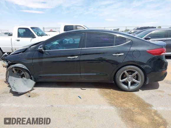 ✅ 2017 Hyundai Elantra Limited • VIN: 5NPD84LFXHH106620 • Lot: 41998073. Listed on IAAI with 52,556 mi. Free auction sales archive from the USA and detailed vehicle history report at DreamBid. Image 14.