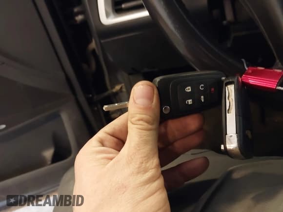 ✅ 2014 Chevrolet Equinox LTZ • VIN: 2GNFLHE30E6295111 • Лот: 43546716. Опубликован ранее на IAAI с пробегом 170 741 миль. Бесплатный доступ к архиву аукционных продаж из США и подробный отчёт об истории автомобиля на DreamBid. Изображение 11.