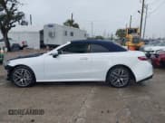 ✅ 2023 Mercedes-Benz E 450 • VIN: W1K1K5KB0PF208127 • Лот: 41651543. Опубликован ранее на IAAI с пробегом 7 086 миль. Бесплатный доступ к архиву аукционных продаж из США и подробный отчёт об истории автомобиля на DreamBid. Изображение 14.