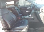 ✅ 2022 Ford Explorer XLT • VIN: 1FMSK7DH9NGA02304 • Lot: 43865458. Wystawiony na IAAI z przebiegiem 79 734 mil. Bezpłatny archiwum sprzedaży aukcyjnych z USA i szczegółowy raport historii pojazdu na DreamBid. Zdjęcie 5.