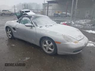 ✅ 1998 Porsche Boxster • VIN: WP0CA2985WS620144 • Lot: 40796677. Wystawiony na IAAI z przebiegiem 69 700 mil. Bezpłatny archiwum sprzedaży aukcyjnych z USA i szczegółowy raport historii pojazdu na DreamBid. Zdjęcie 1.
