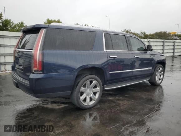 ✅ 2020 Cadillac Escalade ESV Luxury • VIN: 1GYS3HKJ4LR211183 • Lot: 88642785. Listed on Copart with 86,083 mi. Free auction sales archive from the USA and detailed vehicle history report at DreamBid. Image 3.