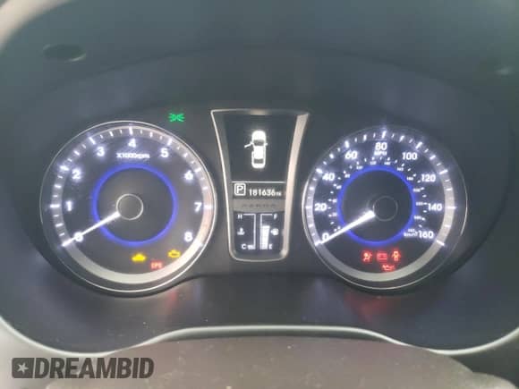 2013 Hyundai Azera with VIN KMHFG4JG2DA231261, listed as a Copart auction lot 86897314 with 181,636 mi miles and Clean title. Bid and sale history available at DreamBid. Image 9.