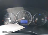 ✅ 2008 Hyundai Santa Fe SE • VIN: 5NMSH13E88H149895 • Lot: 43085884. Wystawiony na IAAI z przebiegiem 197 789 mil. Bezpłatny archiwum sprzedaży aukcyjnych z USA i szczegółowy raport historii pojazdu na DreamBid. Zdjęcie 7.