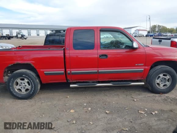 ✅ 1999 Chevrolet Silverado 1500 LS • VIN: 2GCEK19T8X1254749 • Lot: 43555608. Listed on IAAI with Not provided. Free auction sales archive from the USA and detailed vehicle history report at DreamBid. Image 13.