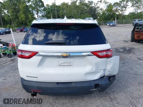✅ 2018 Chevrolet Traverse LT • VIN: 1GNERHKW6JJ262037 • Lot: 43454508. Listed on IAAI with 84,291 mi. Free auction sales archive from the USA and detailed vehicle history report at DreamBid. Image 17.