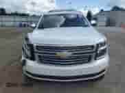 2019 Chevrolet Tahoe Premier z VIN 1GNSKCKJ4KR155263, wystawiony jako Copart lot #71058275 z przebiegiem 44 854 mil mil oraz Szkoda całkowita • Salvage title. Historia ofert i sprzedaży dostępna na DreamBid. Obrazek 5.
