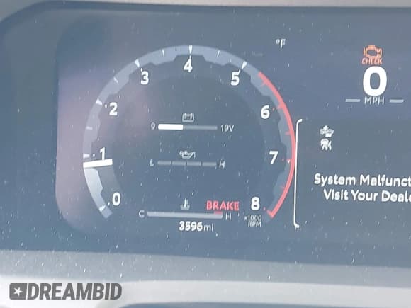 ✅ 2025 Toyota Tacoma SR • VIN: 3TMLB5JN8SM108333 • Лот: 42528079. Опубликован ранее на IAAI с пробегом 3 596 миль. Бесплатный доступ к архиву аукционных продаж из США и подробный отчёт об истории автомобиля на DreamBid. Изображение 15.