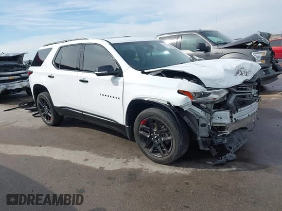 ✅ 2018 Chevrolet Traverse Premier • VIN: 1GNEVJKW7JJ252524 • Lot: 43318243. Wystawiony na IAAI z przebiegiem 118 153 mil. Bezpłatny archiwum sprzedaży aukcyjnych z USA i szczegółowy raport historii pojazdu na DreamBid. Zdjęcie 1.