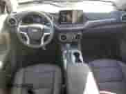 2024 Chevrolet Blazer LT z VIN 3GNKBJR44RS195421, wystawiony jako Copart lot #88692715 z przebiegiem 12 113 mil mil oraz Szkoda całkowita • Salvage title. Historia ofert i sprzedaży dostępna na DreamBid. Obrazek 8.