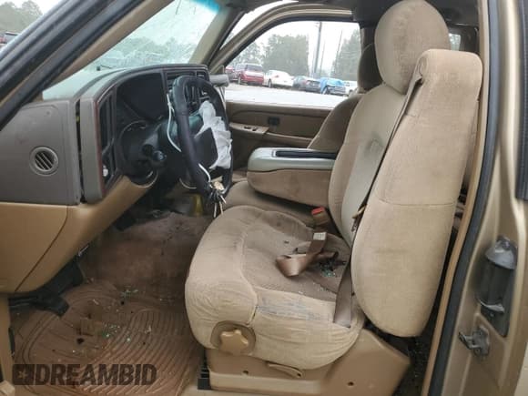 ✅ 2000 Chevrolet Silverado 1500 LS • VIN: 2GCEC19T1Y1385603 • Лот: 89883135. Опубликован ранее на Copart с пробегом 444 744 миль. Бесплатный доступ к архиву аукционных продаж из США и подробный отчёт об истории автомобиля на DreamBid. Изображение 7.