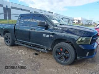 2013 Ram 1500 Express z VIN 1C6RR6KT6DS519417, wystawiony jako IAAI lot #43252659 z przebiegiem 233 392 mil mil oraz . Historia ofert i sprzedaży dostępna na DreamBid. Obrazek 1.