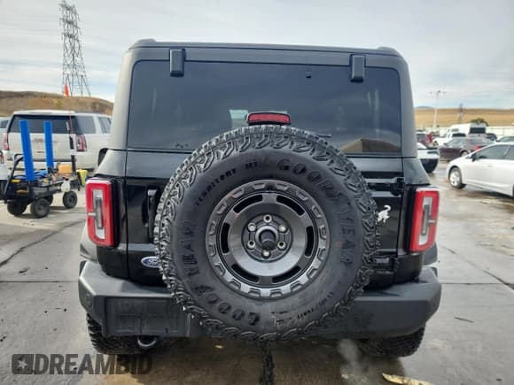 ✅ 2024 Ford Bronco Outer Banks • VIN: 1FMDE8BH2RLA99402 • Lot: 90545515. Listed on Copart with 24,363 mi. Free auction sales archive from the USA and detailed vehicle history report at DreamBid. Image 6.