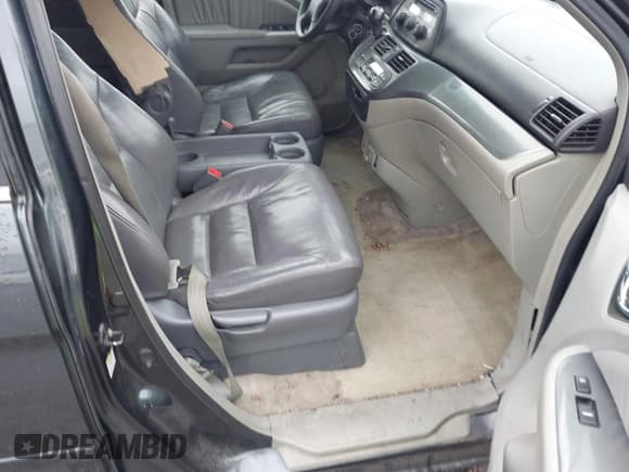 ✅ 2005 Honda Odyssey EX-L • VIN: 5FNRL38645B126041 • Lot: 43384669. Listed on IAAI with 187,171 mi. Free auction sales archive from the USA and detailed vehicle history report at DreamBid. Image 5.