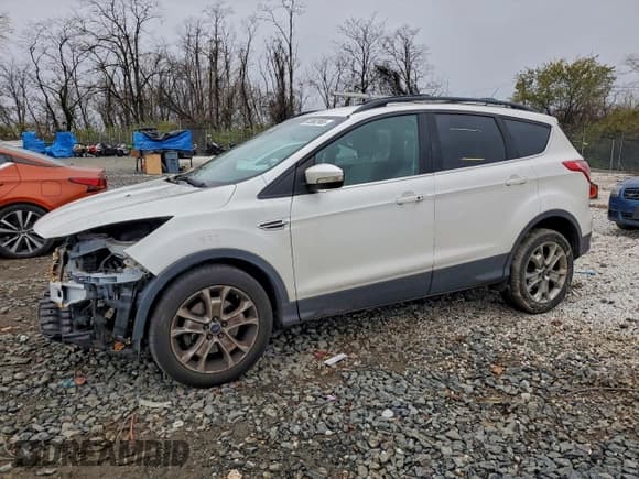 ✅ 2013 Ford Escape SEL • VIN: 1FMCU9HX2DUA85604 • Лот: 93862965. Опубликован ранее на Copart с пробегом 176 223 миль. Бесплатный доступ к архиву аукционных продаж из США и подробный отчёт об истории автомобиля на DreamBid. Изображение 1.