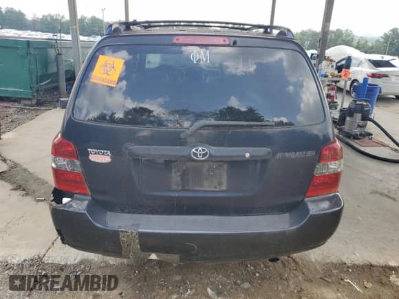 2004 Toyota Highlander z VIN JTEGD21A040092430, wystawiony jako Copart lot #69725745 z przebiegiem 201 447 mil mil oraz Czysty tytuł • Clean title. Historia ofert i sprzedaży dostępna na DreamBid. Obrazek 6.