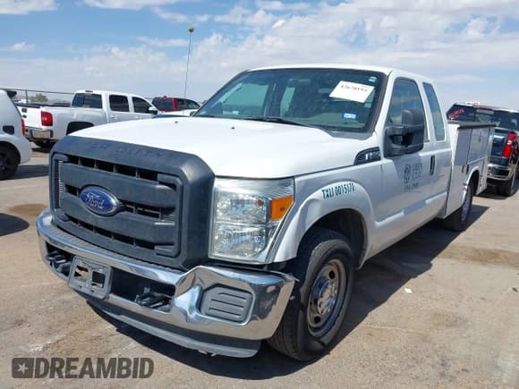 ✅ 2012 Ford F-250 XL • VIN: 1FD7X2A65CEA96705 • Lot: 42670193. Listed on IAAI with 166,850 mi. Free auction sales archive from the USA and detailed vehicle history report at DreamBid. Image 18.