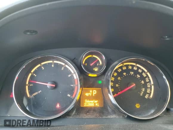 2009 Saturn VUE XE z VIN 3GSDL43N79S611791, wystawiony jako Copart lot #84704624 z przebiegiem 212 666 mil mil oraz Szkoda całkowita • Salvage title. Historia ofert i sprzedaży dostępna na DreamBid. Obrazek 9.