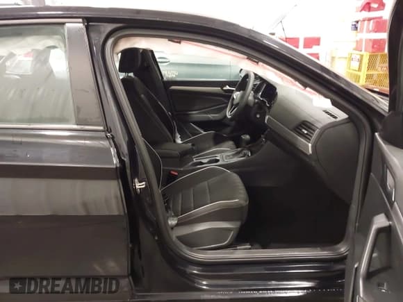 ✅ 2022 Volkswagen Jetta Sport • VIN: 3VWBM7BU1NM026310 • Lot: 43531743. Listed on IAAI with 20,389 mi. Free auction sales archive from the USA and detailed vehicle history report at DreamBid. Image 5.