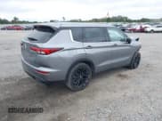 ✅ 2023 Mitsubishi Outlander SE • VIN: JA4J3UA85PZ048682 • Lot: 43321476. Wystawiony na IAAI z przebiegiem 52 760 mil. Bezpłatny archiwum sprzedaży aukcyjnych z USA i szczegółowy raport historii pojazdu na DreamBid. Zdjęcie 4.
