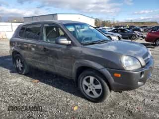 2007 Hyundai Tucson GLS z VIN KM8JM12B77U512706, wystawiony jako Copart lot #84554694 z przebiegiem 212 819 mil mil oraz Czysty tytuł • Clean title. Historia ofert i sprzedaży dostępna na DreamBid. Obrazek 4.