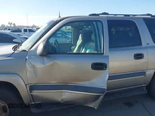 ✅ 2002 Chevrolet Suburban LS • VIN: 3GNEC16T02G255404 • Лот: 41248161. Опубликован ранее на IAAI с пробегом 283 307 миль. Бесплатный доступ к архиву аукционных продаж из США и подробный отчёт об истории автомобиля на DreamBid. Изображение 6.