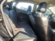 ✅ 2017 Ford Fiesta Titanium • VIN: 3FADP4CJ5HM158616 • Lot: 71231215. Wystawiony na Copart z przebiegiem 80 753 mil. Bezpłatny archiwum sprzedaży aukcyjnych z USA i szczegółowy raport historii pojazdu na DreamBid. Zdjęcie 10.