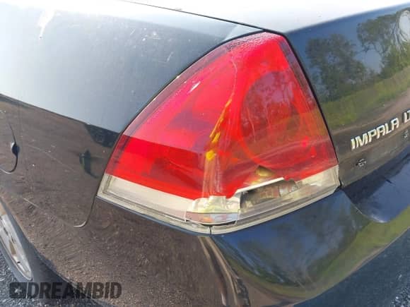 2009 Chevrolet Impala LT with VIN 2G1WT57K791245281, listed as a IAAI auction lot 43051016 with 304,311 mi miles and . Bid and sale history available at DreamBid. Image 16.