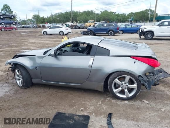 ✅ 2006 Nissan 350Z Enthusiast • VIN: JN1AZ34EX6M351276 • Лот: 42396227. Опубликован ранее на IAAI с пробегом 144 677 миль. Бесплатный доступ к архиву аукционных продаж из США и подробный отчёт об истории автомобиля на DreamBid. Изображение 15.
