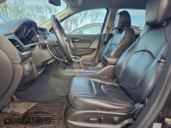 ✅ 2014 Chevrolet Traverse LT • VIN: 1GNKRHKD7EJ254150 • Lot: 95735345. Listed on Copart with 149,872 mi. Free auction sales archive from the USA and detailed vehicle history report at DreamBid. Image 7.