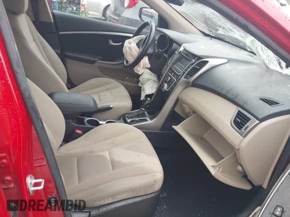 ✅ 2013 Hyundai Elantra • VIN: KMHD35LE4DU080409 • Lot: 43561044. Listed on IAAI with 39,142 mi. Free auction sales archive from the USA and detailed vehicle history report at DreamBid. Image 5.