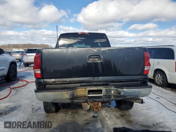 ✅ 2007 Chevrolet Silverado 2500HD LT3 • VIN: 1GCHK23D97F126548 • Лот: 43059115. Опубликован ранее на Copart с пробегом Не указан. Бесплатный доступ к архиву аукционных продаж из США и подробный отчёт об истории автомобиля на DreamBid. Изображение 6.