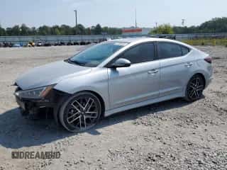 2020 Hyundai Elantra Sport с VIN KMHD04LB3LU993282, выставлен на аукционе Copart как лот 81308335 с пробегом 177 403 миль миль и Списание • Salvage title. История ставок и продаж доступна на DreamBid. Изображение 1.