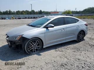 ✅ 2020 Hyundai Elantra Sport • VIN: KMHD04LB3LU993282 • Лот: 81308335. Опубликован ранее на Copart с пробегом 177 403 миль. Бесплатный доступ к архиву аукционных продаж из США и подробный отчёт об истории автомобиля на DreamBid. Изображение 1.