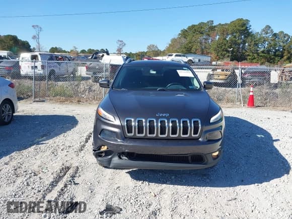 ✅ 2016 Jeep Cherokee Latitude • VIN: 1C4PJMCS2GW220134 • Lot: 43743553. Wystawiony na IAAI z przebiegiem 171 300 mil. Bezpłatny archiwum sprzedaży aukcyjnych z USA i szczegółowy raport historii pojazdu na DreamBid. Zdjęcie 12.