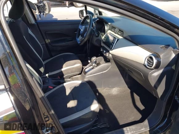 ✅ 2020 Nissan Versa SV • VIN: 3N1CN8EV2LL847355 • Лот: 43100887. Опубликован ранее на IAAI с пробегом 92 242 миль. Бесплатный доступ к архиву аукционных продаж из США и подробный отчёт об истории автомобиля на DreamBid. Изображение 5.