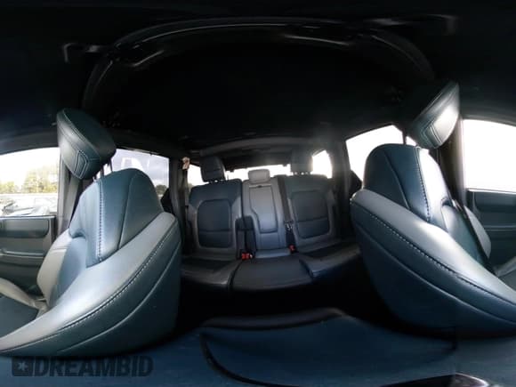 ✅ 2022 Ford Bronco • VIN: 1FMDE5DH3NLB32915 • Lot: 43283951. Listed on IAAI with 36,773 mi. Free auction sales archive from the USA and detailed vehicle history report at DreamBid. Image 21.