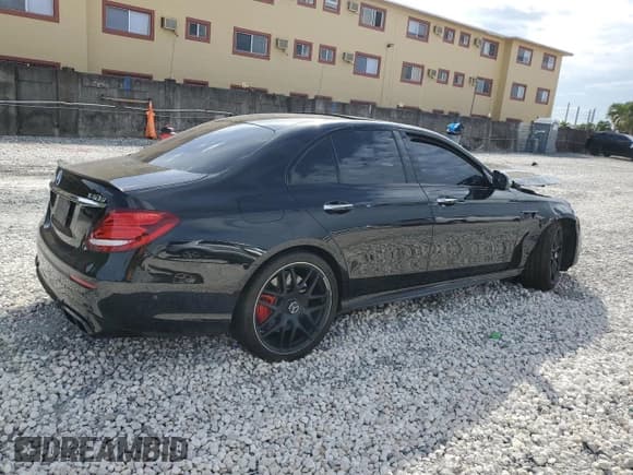✅ 2020 Mercedes-Benz E 63 S AMG • VIN: WDDZF8KB5LA722488 • Lot: 91516245. Wystawiony na Copart z przebiegiem 47 483 mil. Bezpłatny archiwum sprzedaży aukcyjnych z USA i szczegółowy raport historii pojazdu na DreamBid. Zdjęcie 3.