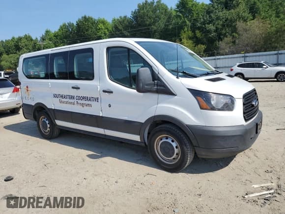 ✅ 2019 Ford Transit Passenger XL • VIN: 1FMZK1ZM0KKA67715 • Lot: 68561315. Wystawiony na Copart z przebiegiem 5 545 mil. Bezpłatny archiwum sprzedaży aukcyjnych z USA i szczegółowy raport historii pojazdu na DreamBid. Zdjęcie 4.