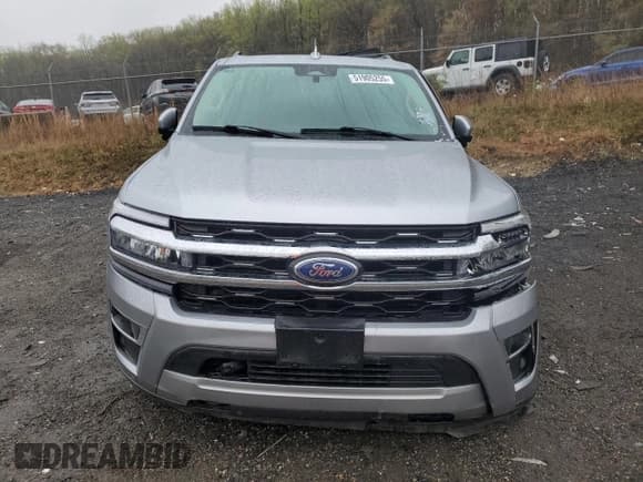 ✅ 2023 Ford Expedition Limited • VIN: 1FMJU2A87PEA56034 • Lot: 51905255. Listed on Copart with 41,601 mi. Free auction sales archive from the USA and detailed vehicle history report at DreamBid. Image 5.