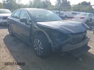 ✅ 2018 Subaru Legacy Premium • VIN: 4S3BNAC6XJ3031336 • Лот: 43291883. Опубликован ранее на IAAI с пробегом 58 586 миль. Бесплатный доступ к архиву аукционных продаж из США и подробный отчёт об истории автомобиля на DreamBid. Изображение 1.