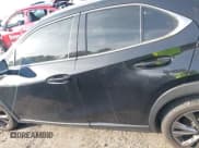 ✅ 2021 Lexus UX 200 F Sport • VIN: JTHE3JBH1M2042126 • Lot: 41128485. Wystawiony na IAAI z przebiegiem 22 033 mil. Bezpłatny archiwum sprzedaży aukcyjnych z USA i szczegółowy raport historii pojazdu na DreamBid. Zdjęcie 14.