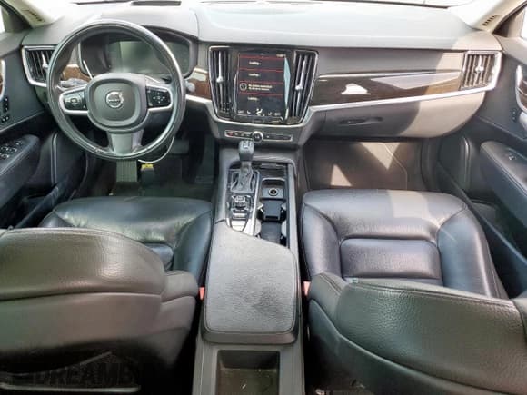 ✅ 2018 Volvo S90 Momentum • VIN: LVY982AK9JP020289 • Lot: 90093675. Listed on Copart with 168,324 mi. Free auction sales archive from the USA and detailed vehicle history report at DreamBid. Image 8.