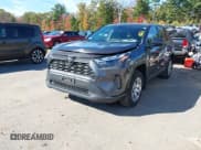 ✅ 2023 Toyota RAV4 LE • VIN: 2T3H1RFV5PW261217 • Лот: 43452342. Опубликован ранее на IAAI с пробегом 55 819 миль. Бесплатный доступ к архиву аукционных продаж из США и подробный отчёт об истории автомобиля на DreamBid. Изображение 2.